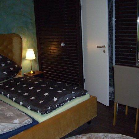 Fritzis Arte Rooms Штутгарт Экстерьер фото
